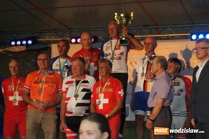 Zdjęcie w galerii na portalu naszwodzislaw.com: XXXI Mistrzostwa Piekarzy i Cukierników w Kolarstwie Szosowym już za nami. Na starcie stanęli zawodnicy z dziewięciu państw  wiadomości z regionu