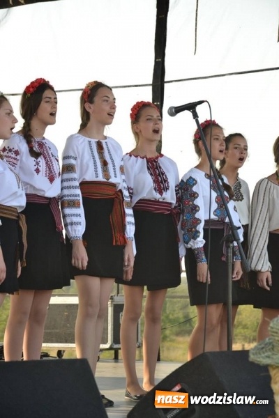 Zdjęcie w galerii na portalu naszwodzislaw.com: Kultura bez granic. Dobiegają końca warsztaty dla grupy polsko-ukraińskiej młodzieży z Radlina i Rohatyna wiadomości z regionu