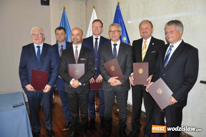 Zdjęcie w galerii na portalu naszwodzislaw.com: KSSE rozszerza współpracę z Politechniką Śląską wiadomości z regionu