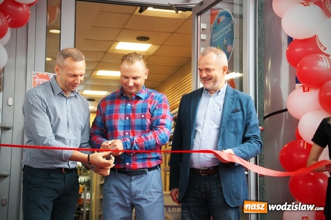 Zdjęcie w galerii na portalu naszwodzislaw.com: Przy Witosa 24 powitano nową markę paliwową. Circle K zastąpiła Statoil  wiadomości z regionu