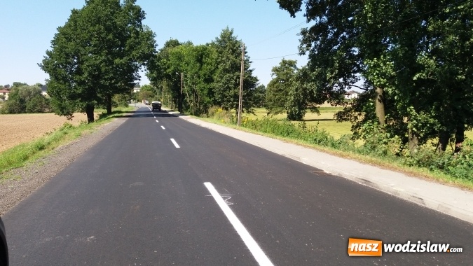 Zdjęcie w galerii na portalu naszwodzislaw.com: Remont nawierzchni ul. Wiejskiej w Gogołowej zakończony wiadomości z regionu
