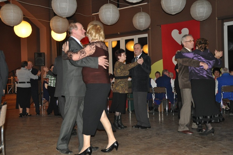 Zdjęcie w galerii na portalu naszwodzislaw.com: W Czyżowicach pogrzebali basa wiadomości z regionu