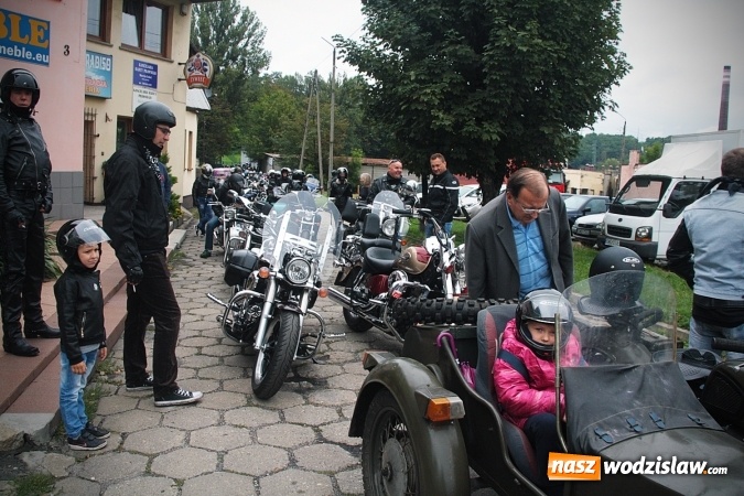 Zdjęcie w galerii na portalu naszwodzislaw.com: Polsko-Czeski Zlot Motocyklowy w Pszowie. ZDJĘCIA Z PARADY  wiadomości z regionu