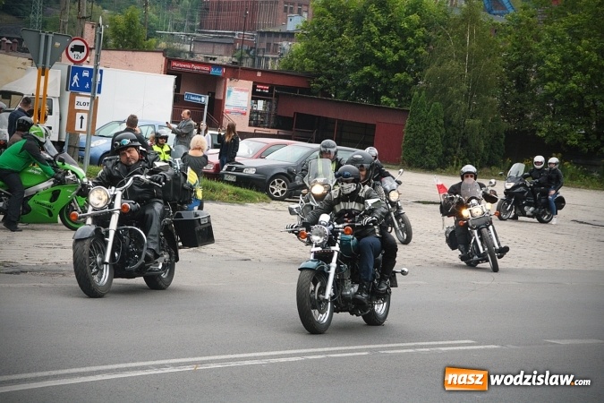 Zdjęcie w galerii na portalu naszwodzislaw.com: Polsko-Czeski Zlot Motocyklowy w Pszowie. ZDJĘCIA Z PARADY  wiadomości z regionu