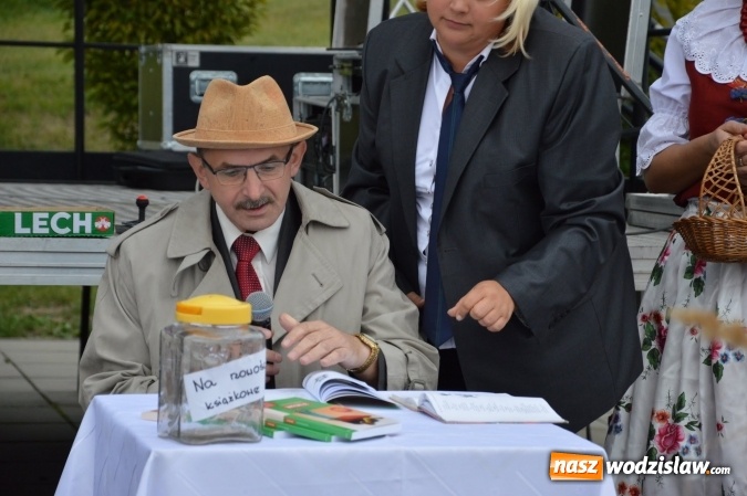 Zdjęcie w galerii na portalu naszwodzislaw.com: Narodowe czytanie na Rydułtowskiej Fikołkowni Rafa  wiadomości z regionu