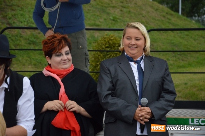 Zdjęcie w galerii na portalu naszwodzislaw.com: Narodowe czytanie na Rydułtowskiej Fikołkowni Rafa  wiadomości z regionu