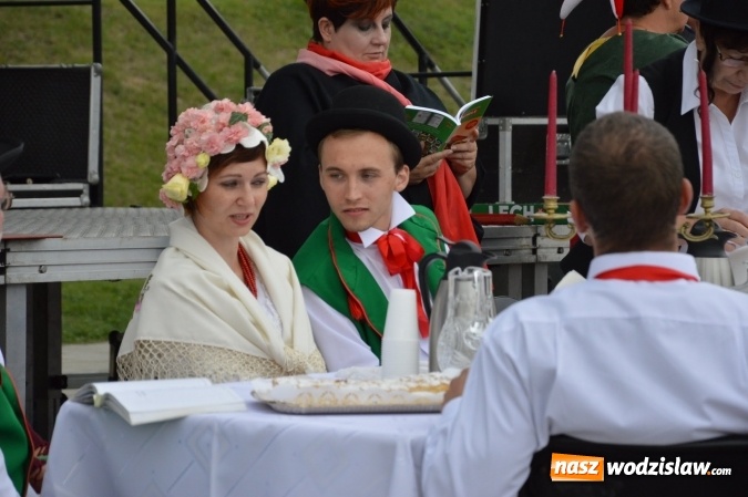 Zdjęcie w galerii na portalu naszwodzislaw.com: Narodowe czytanie na Rydułtowskiej Fikołkowni Rafa  wiadomości z regionu