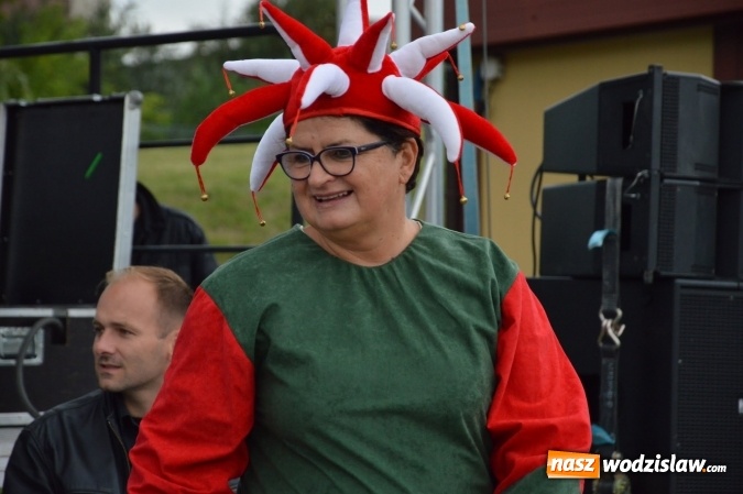 Zdjęcie w galerii na portalu naszwodzislaw.com: Narodowe czytanie na Rydułtowskiej Fikołkowni Rafa  wiadomości z regionu