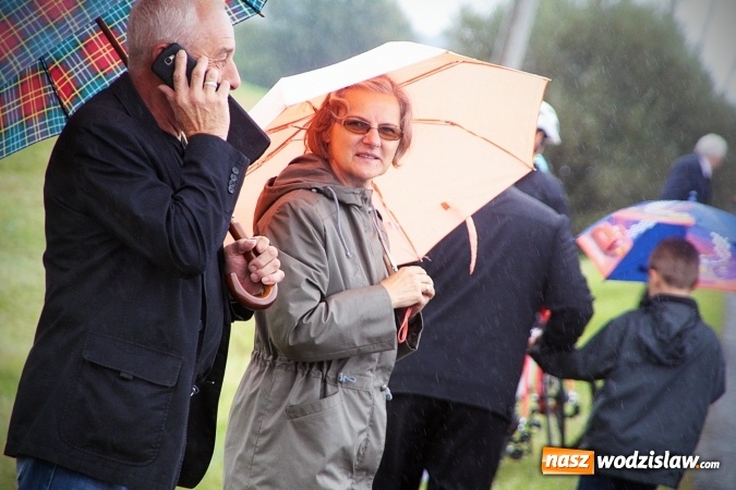 Zdjęcie w galerii na portalu naszwodzislaw.com: Deszczowe dożynki w Połomi  wiadomości z regionu