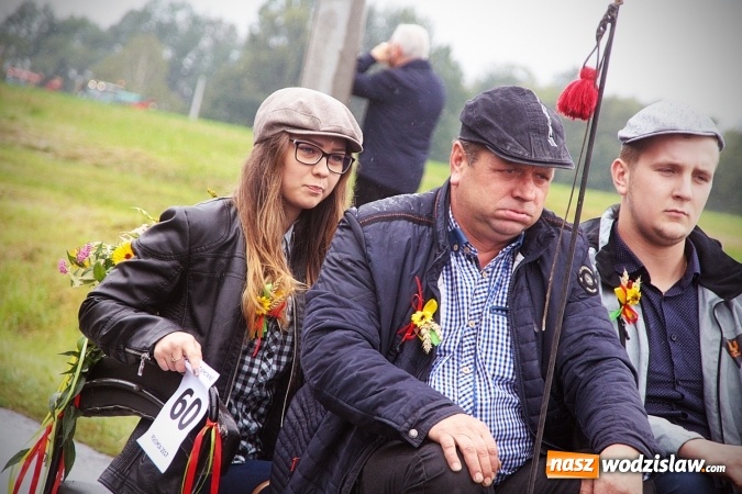 Zdjęcie w galerii na portalu naszwodzislaw.com: Deszczowe dożynki w Połomi  wiadomości z regionu