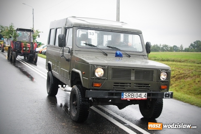 Zdjęcie w galerii na portalu naszwodzislaw.com: Deszczowe dożynki w Połomi  wiadomości z regionu