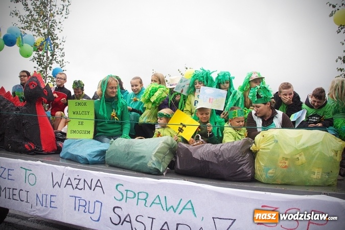 Zdjęcie w galerii na portalu naszwodzislaw.com: Deszczowe dożynki w Połomi  wiadomości z regionu