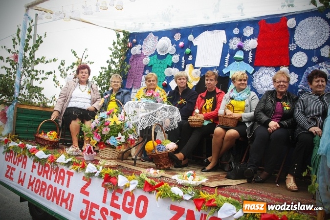 Zdjęcie w galerii na portalu naszwodzislaw.com: Deszczowe dożynki w Połomi  wiadomości z regionu