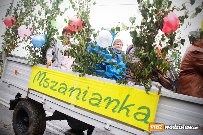 Zdjęcie w galerii na portalu naszwodzislaw.com: Deszczowe dożynki w Połomi  wiadomości z regionu