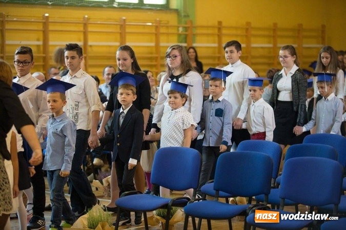 Zdjęcie w galerii na portalu naszwodzislaw.com: Rok szkolny 2017/2018 w Radlinie rozpoczęty!  wiadomości z regionu