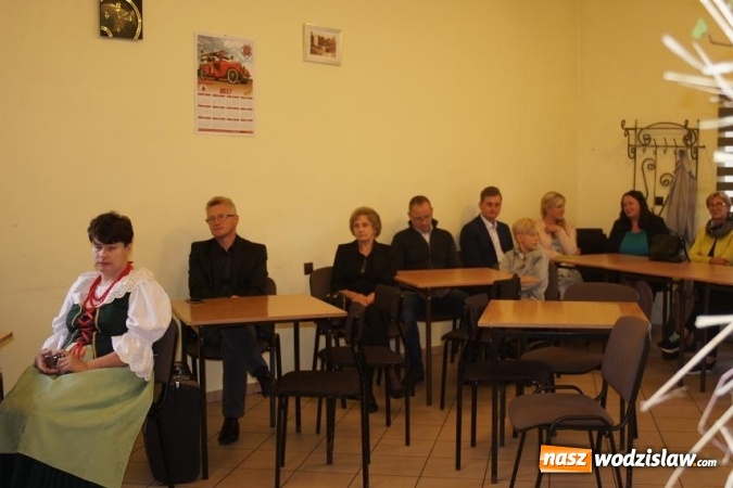 Zdjęcie w galerii na portalu naszwodzislaw.com: Narodowe Czytanie w Ochotniczej Straży Pożarnej w Mszanie wiadomości z regionu