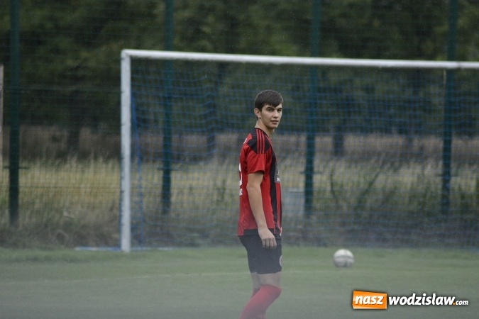 Zdjęcie w galerii na portalu naszwodzislaw.com: Zespół Czyżowic musiał uznać wyższośc Gaszowic wiadomości z regionu