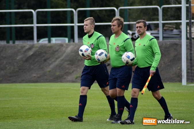 Zdjęcie w galerii na portalu naszwodzislaw.com: Zespół Czyżowic musiał uznać wyższośc Gaszowic wiadomości z regionu