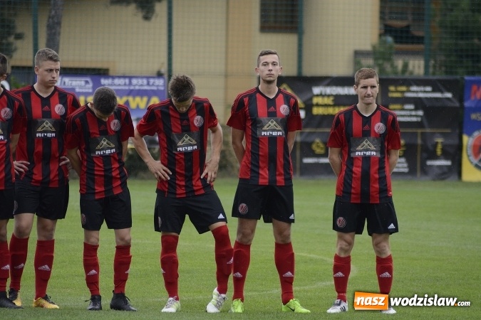 Zdjęcie w galerii na portalu naszwodzislaw.com: Zespół Czyżowic musiał uznać wyższośc Gaszowic wiadomości z regionu