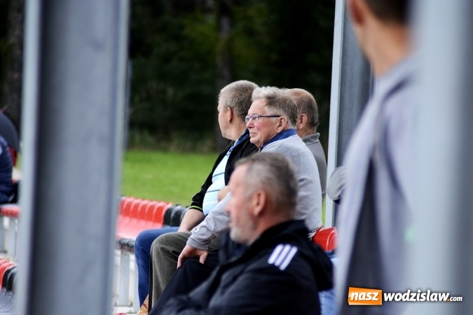 Zdjęcie w galerii na portalu naszwodzislaw.com: Zespół Czyżowic musiał uznać wyższośc Gaszowic wiadomości z regionu