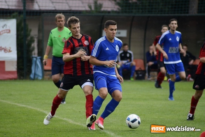 Zdjęcie w galerii na portalu naszwodzislaw.com: Zespół Czyżowic musiał uznać wyższośc Gaszowic wiadomości z regionu