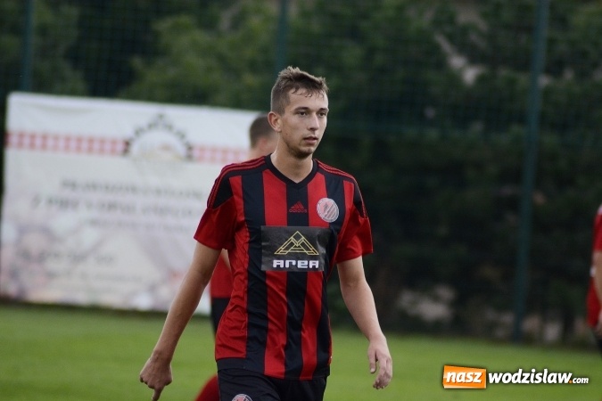 Zdjęcie w galerii na portalu naszwodzislaw.com: Zespół Czyżowic musiał uznać wyższośc Gaszowic wiadomości z regionu