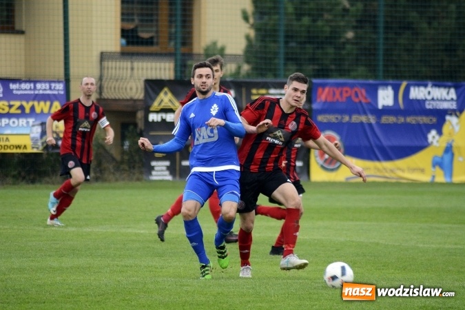 Zdjęcie w galerii na portalu naszwodzislaw.com: Zespół Czyżowic musiał uznać wyższośc Gaszowic wiadomości z regionu