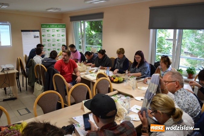 Zdjęcie w galerii na portalu naszwodzislaw.com: Międzynarodowe warsztaty w Radlinie. Goście z całej Europy dyskutowali o centrum wiadomości z regionu