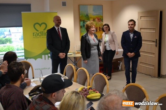 Zdjęcie w galerii na portalu naszwodzislaw.com: Międzynarodowe warsztaty w Radlinie. Goście z całej Europy dyskutowali o centrum wiadomości z regionu