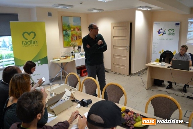 Zdjęcie w galerii na portalu naszwodzislaw.com: Międzynarodowe warsztaty w Radlinie. Goście z całej Europy dyskutowali o centrum wiadomości z regionu
