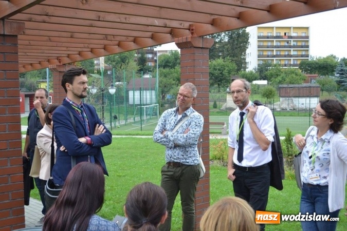 Zdjęcie w galerii na portalu naszwodzislaw.com: Międzynarodowe warsztaty w Radlinie. Goście z całej Europy dyskutowali o centrum wiadomości z regionu