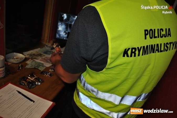 Zdjęcie w galerii na portalu naszwodzislaw.com: Rybniccy policjanci rozbili grupę handlującą dopalaczami wiadomości z regionu