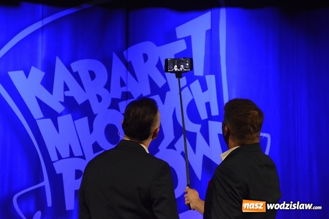 Zdjęcie w galerii na portalu naszwodzislaw.com: Kabaret Młodych Panów ponownie bawił Wodzisław  wiadomości z regionu