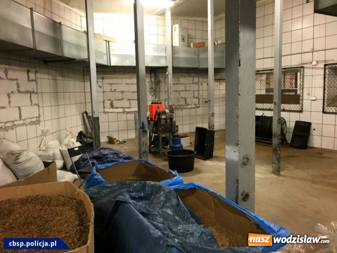 Zdjęcie w galerii na portalu naszwodzislaw.com: W Wodzisławiu zlikwidowano nielegalną fabrykę papierosów. Działały tutaj dwie linie produkcyjne. Zatrzymano 8 osób  wiadomości z regionu