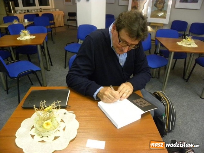 Zdjęcie w galerii na portalu naszwodzislaw.com: O Witkacym w wodzisławskiej Bibliotece  wiadomości z regionu