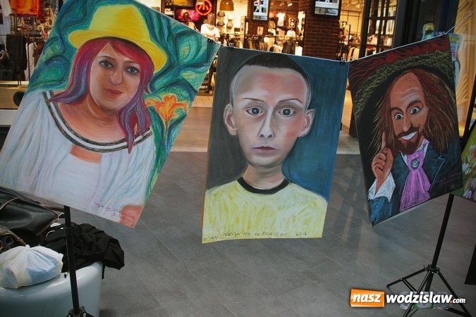 Zdjęcie w galerii na portalu naszwodzislaw.com: Malowali na wzór jednego z najwybitniejszych polskich malarzy. Grupa Artystyczna Pasja z Radlina wystawiła swoje obrazy w Galerii Karuzela  wiadomości z regionu