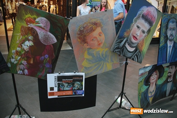 Zdjęcie w galerii na portalu naszwodzislaw.com: Malowali na wzór jednego z najwybitniejszych polskich malarzy. Grupa Artystyczna Pasja z Radlina wystawiła swoje obrazy w Galerii Karuzela  wiadomości z regionu