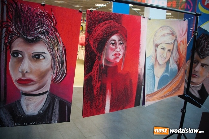 Zdjęcie w galerii na portalu naszwodzislaw.com: Malowali na wzór jednego z najwybitniejszych polskich malarzy. Grupa Artystyczna Pasja z Radlina wystawiła swoje obrazy w Galerii Karuzela  wiadomości z regionu