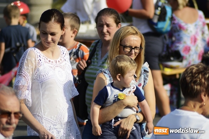 Zdjęcie w galerii na portalu naszwodzislaw.com: Rodzinny Festyn Integracyjny na Trzech Wzgórzach. ZDJĘCIA  wiadomości z regionu