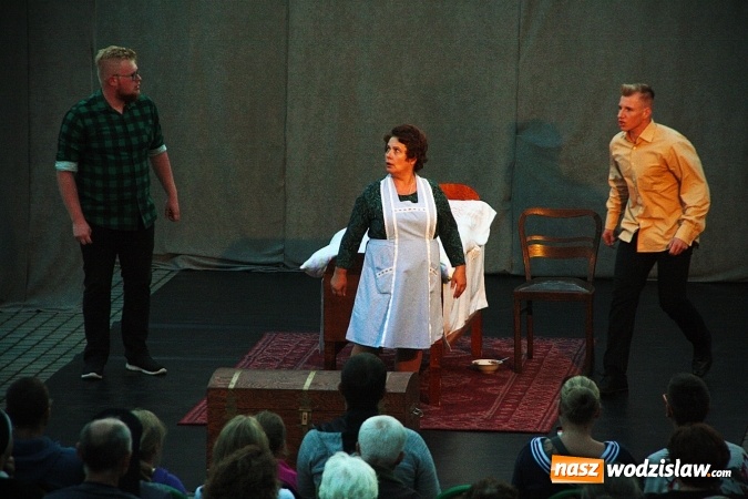 Zdjęcie w galerii na portalu naszwodzislaw.com: Siedem spektakli w ramach jednego wydarzenia. Wodzisław Śląski po raz IV stał się wielką sceną  wiadomości z regionu