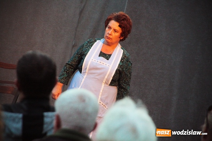 Zdjęcie w galerii na portalu naszwodzislaw.com: Siedem spektakli w ramach jednego wydarzenia. Wodzisław Śląski po raz IV stał się wielką sceną  wiadomości z regionu