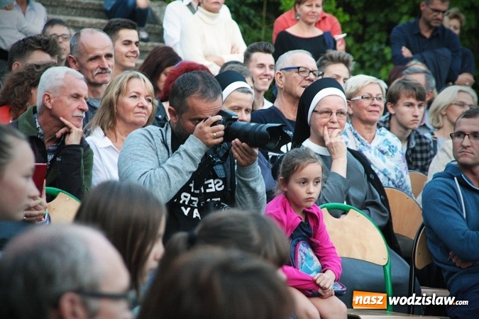 Zdjęcie w galerii na portalu naszwodzislaw.com: Siedem spektakli w ramach jednego wydarzenia. Wodzisław Śląski po raz IV stał się wielką sceną  wiadomości z regionu