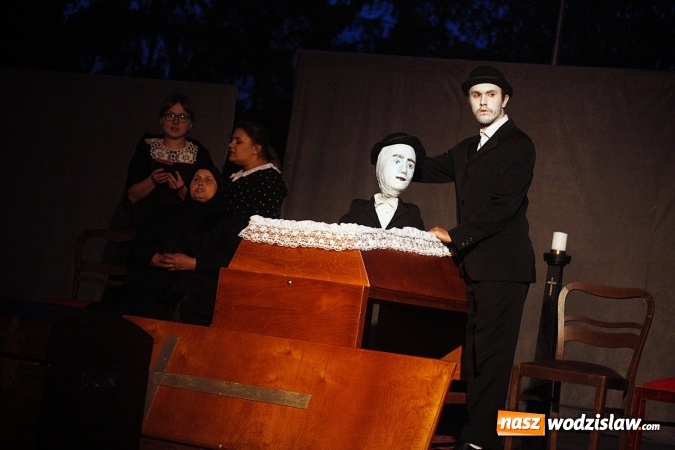Zdjęcie w galerii na portalu naszwodzislaw.com: Siedem spektakli w ramach jednego wydarzenia. Wodzisław Śląski po raz IV stał się wielką sceną  wiadomości z regionu