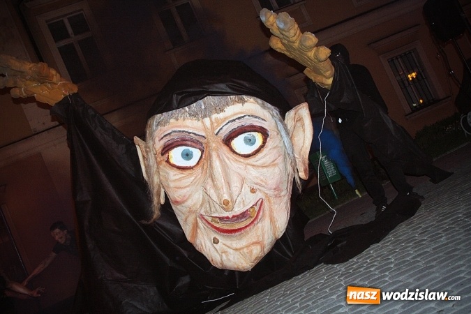 Zdjęcie w galerii na portalu naszwodzislaw.com: Siedem spektakli w ramach jednego wydarzenia. Wodzisław Śląski po raz IV stał się wielką sceną  wiadomości z regionu