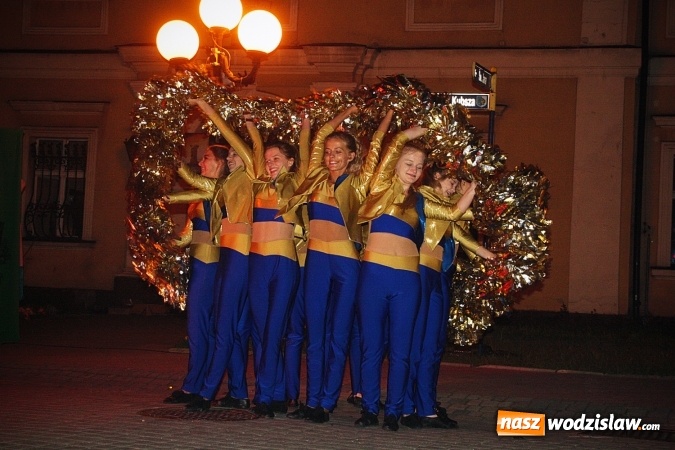 Zdjęcie w galerii na portalu naszwodzislaw.com: Siedem spektakli w ramach jednego wydarzenia. Wodzisław Śląski po raz IV stał się wielką sceną  wiadomości z regionu