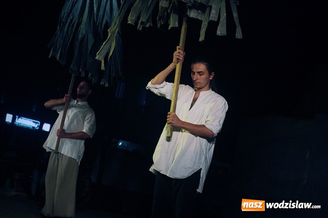 Zdjęcie w galerii na portalu naszwodzislaw.com: Siedem spektakli w ramach jednego wydarzenia. Wodzisław Śląski po raz IV stał się wielką sceną  wiadomości z regionu