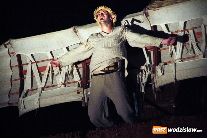 Zdjęcie w galerii na portalu naszwodzislaw.com: Siedem spektakli w ramach jednego wydarzenia. Wodzisław Śląski po raz IV stał się wielką sceną  wiadomości z regionu