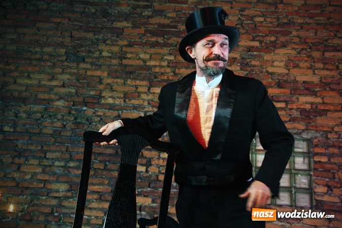 Zdjęcie w galerii na portalu naszwodzislaw.com: Siedem spektakli w ramach jednego wydarzenia. Wodzisław Śląski po raz IV stał się wielką sceną  wiadomości z regionu