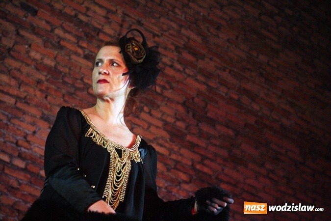 Zdjęcie w galerii na portalu naszwodzislaw.com: Siedem spektakli w ramach jednego wydarzenia. Wodzisław Śląski po raz IV stał się wielką sceną  wiadomości z regionu