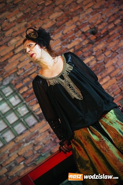 Zdjęcie w galerii na portalu naszwodzislaw.com: Siedem spektakli w ramach jednego wydarzenia. Wodzisław Śląski po raz IV stał się wielką sceną  wiadomości z regionu